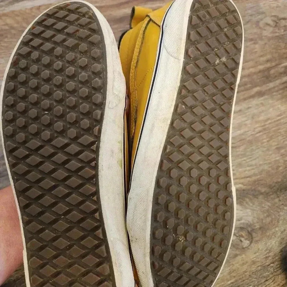 Vans yellow All Weather MTE shoe - unisex Mens 9 Womens 11 - Picture 8 of 10